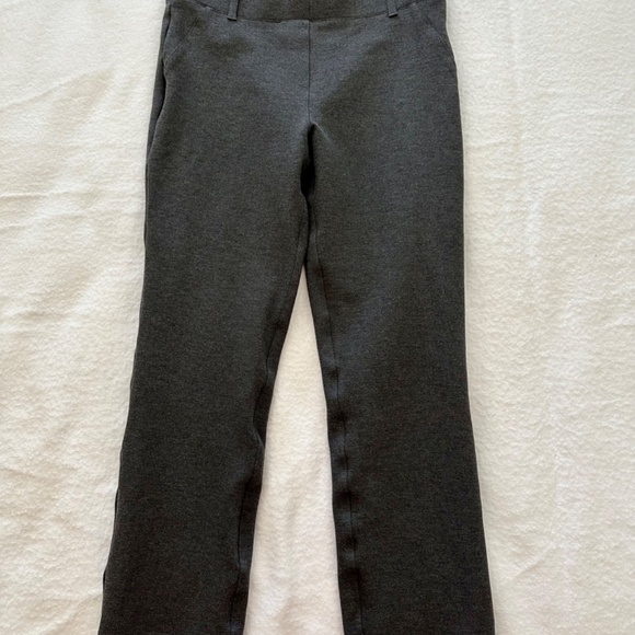 NWOT Quince Ultra Stretch Ponte Straight Leg pants SP - Picture 4 of 6